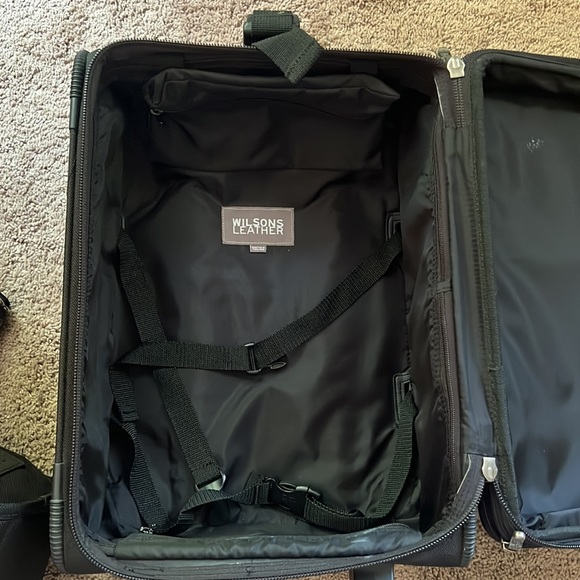 Wilsons Leather Bags Wilsons Leather Carry On Luggage W Toiletry